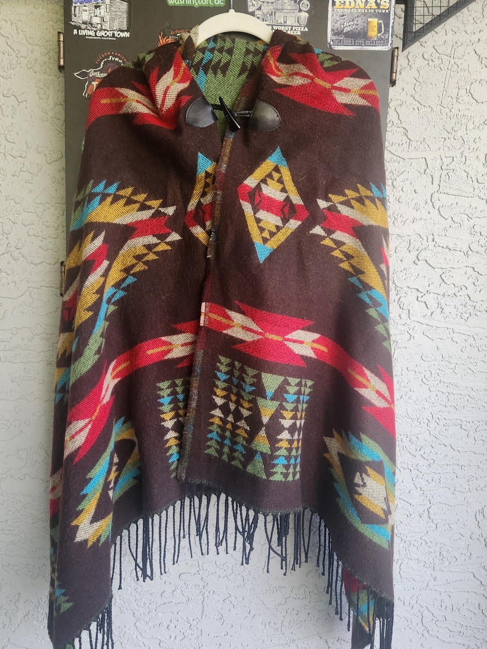 Vintage Southwestern Aztec Print Hooded Poncho Toggle Closure Fringe Shawl Cape